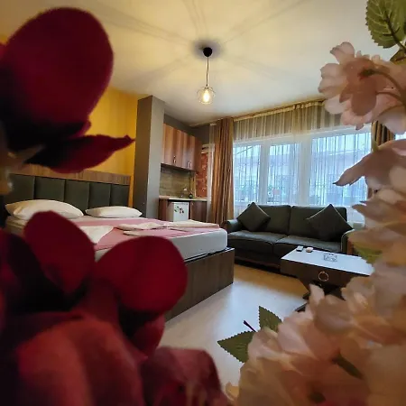 Rebu Suites Butik Apart Otel *